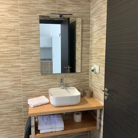 Apartment Canelas 22 *